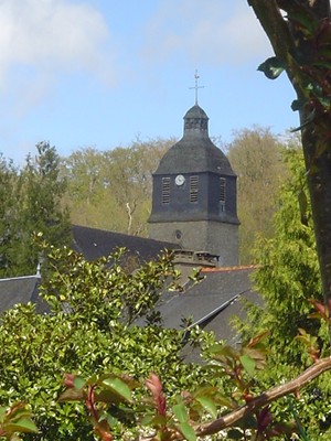 Le clocher de l’église de Saint-Germain-en-Coglès